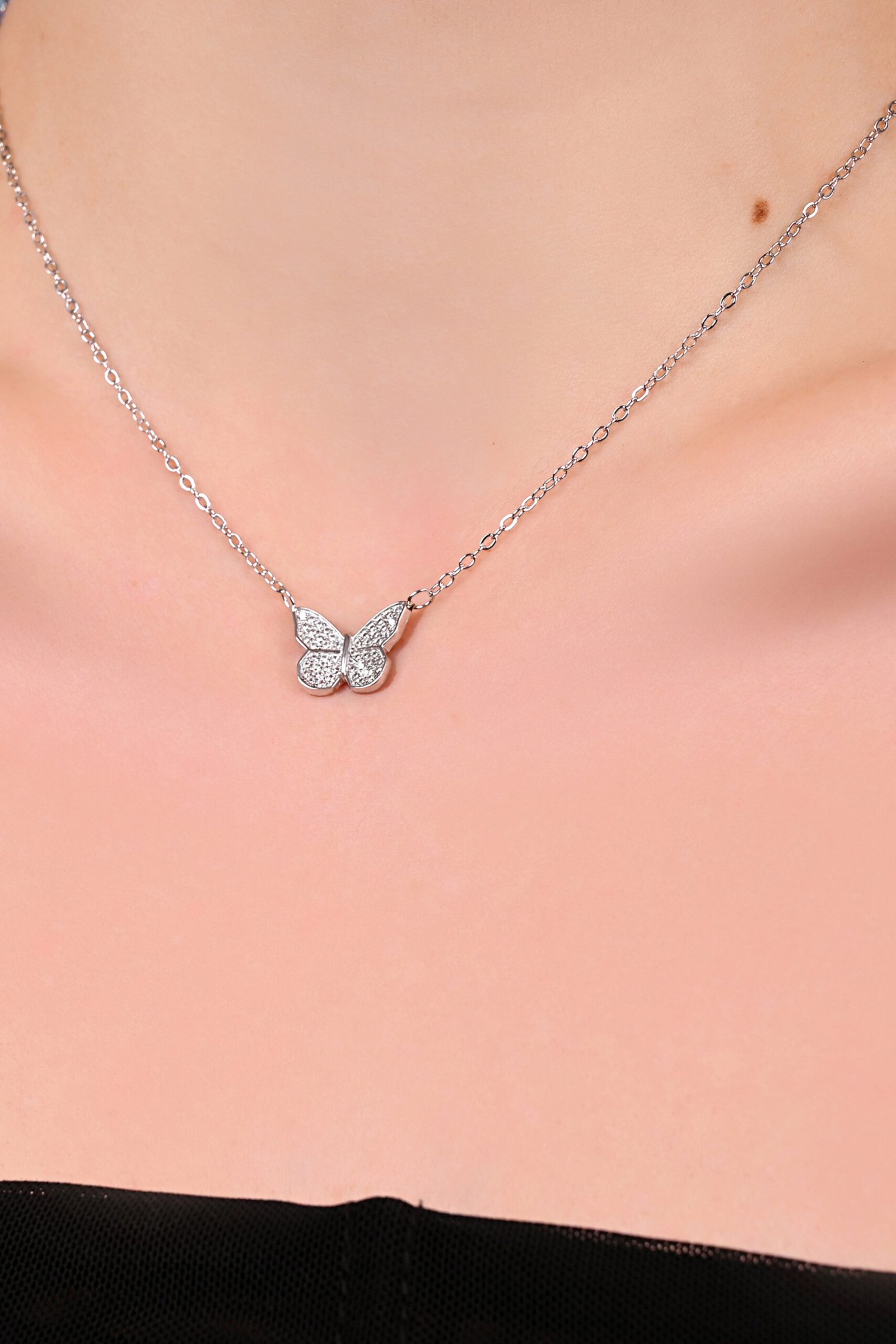 main oo9 The Zircon butterfly necklace - Image 1